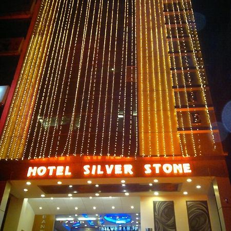 Hotel Silver Stone Ludhiana Exterior photo